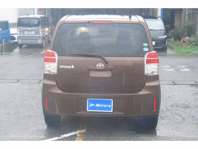 TOYOTA SPADE