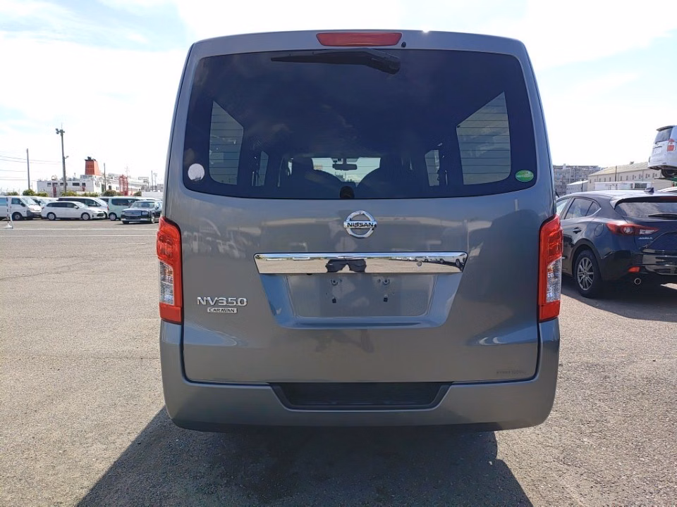 NISSAN NV350 CARAVAN