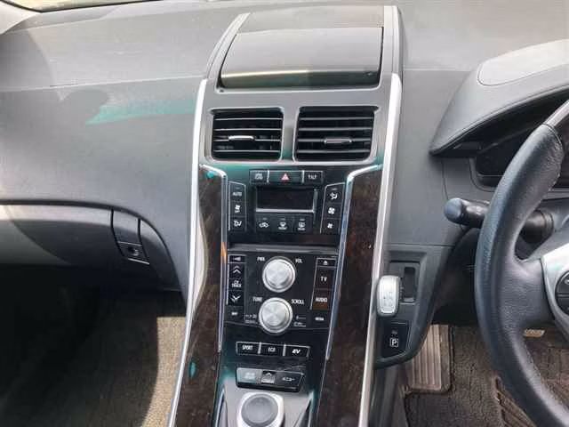 TOYOTA SAI