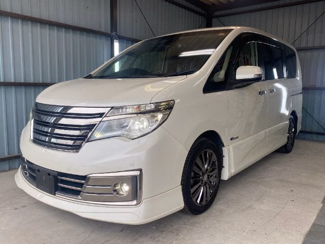 NISSAN SERENA