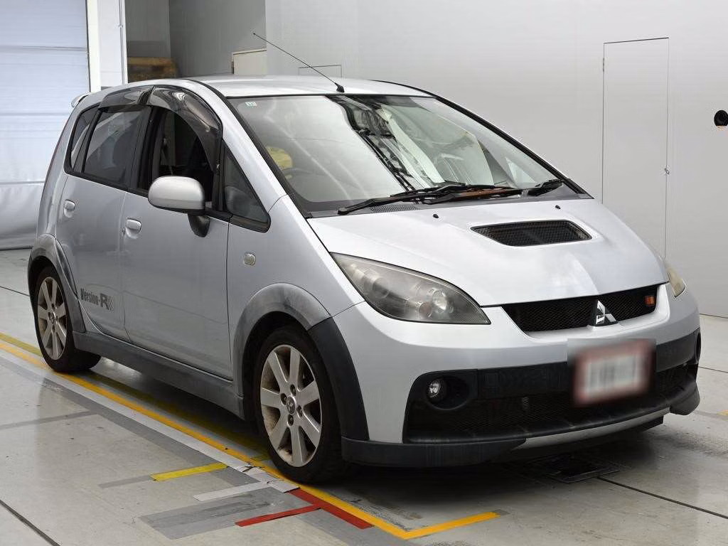 MITSUBISHI COLT