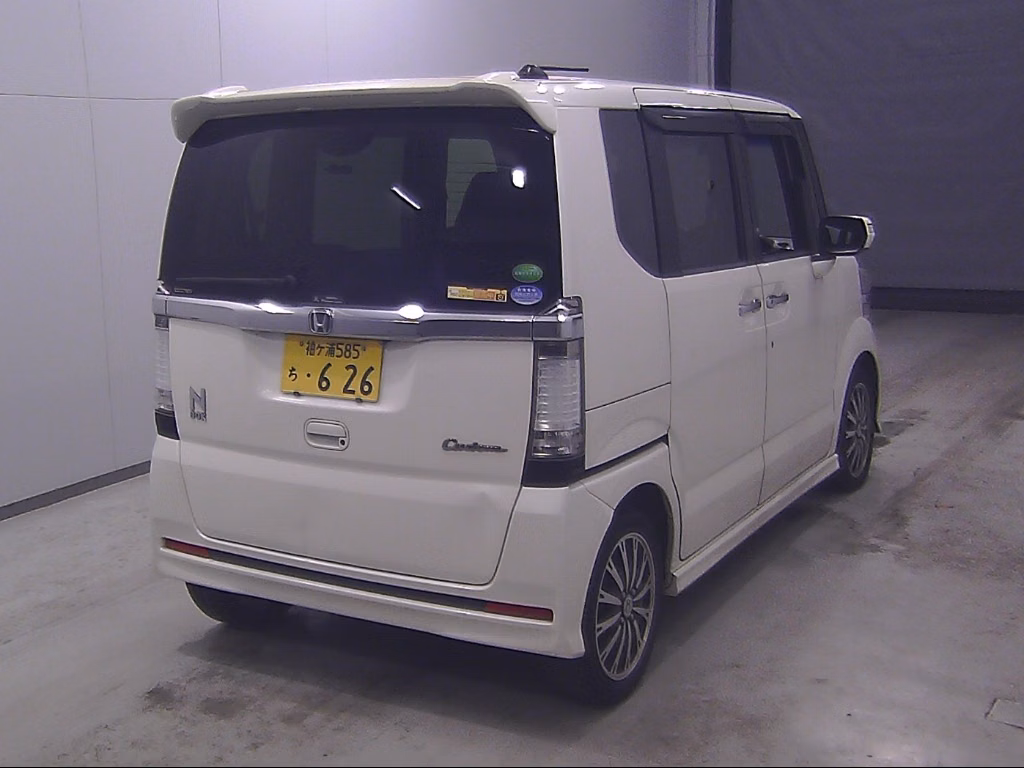 HONDA N-BOX