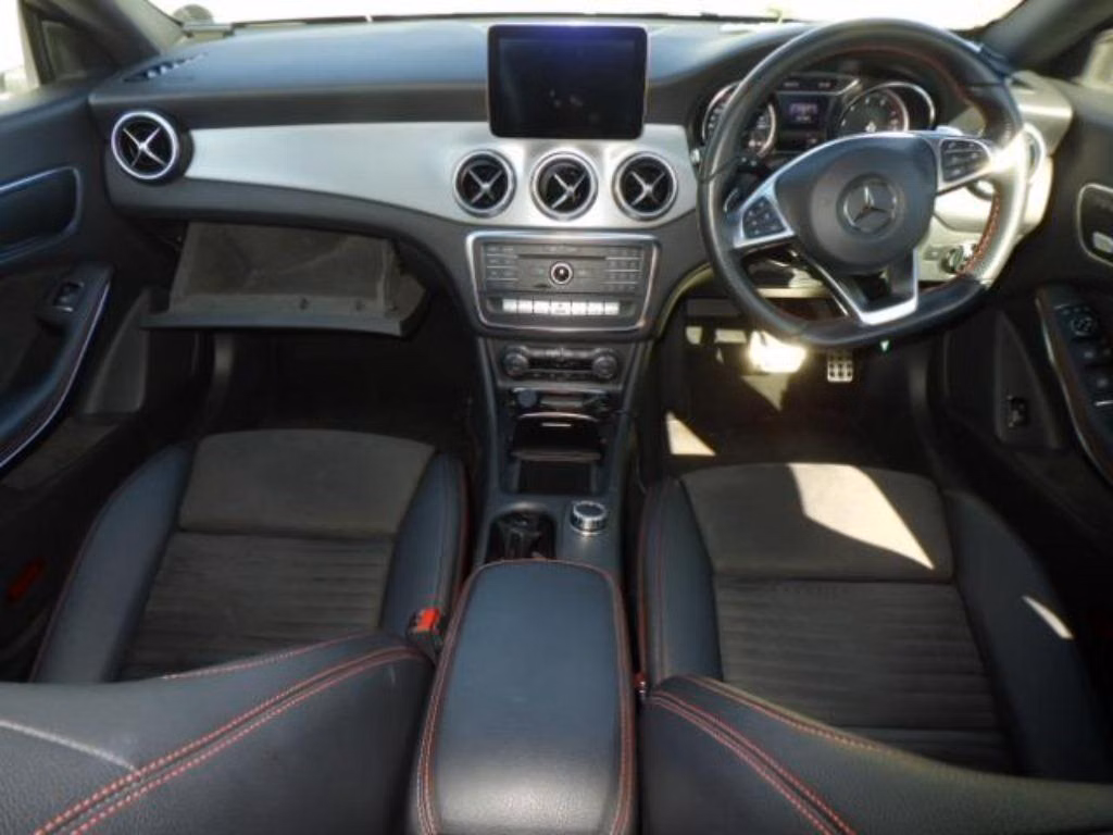 MERCEDES-BENZ CLA-CLASS