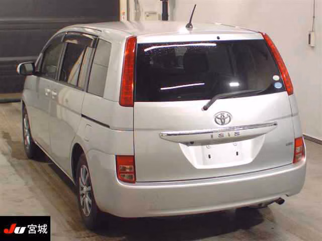 TOYOTA ISIS