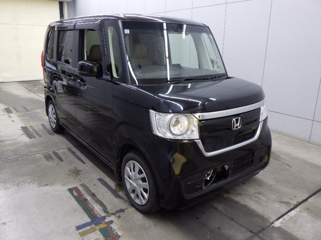 HONDA N-BOX