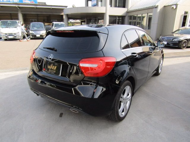 MERCEDES-BENZ A-CLASS