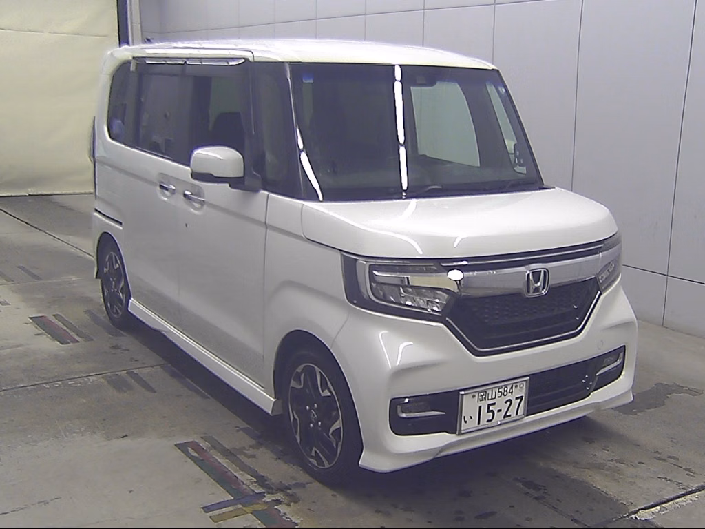 HONDA N-BOX