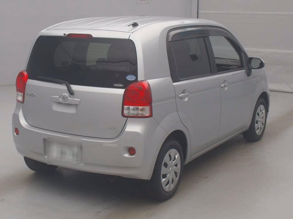 TOYOTA PORTE