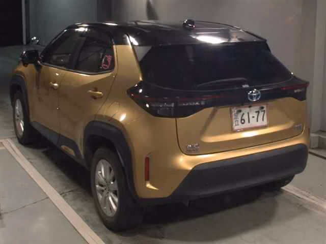 TOYOTA YARIS CROSS