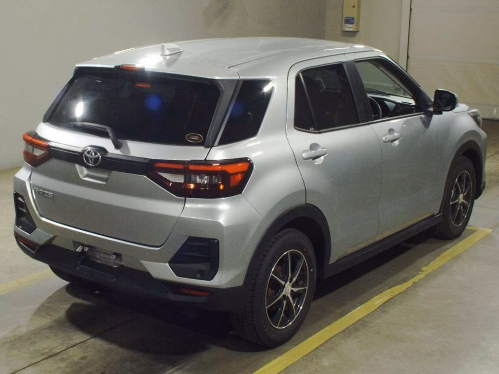 TOYOTA RAIZE