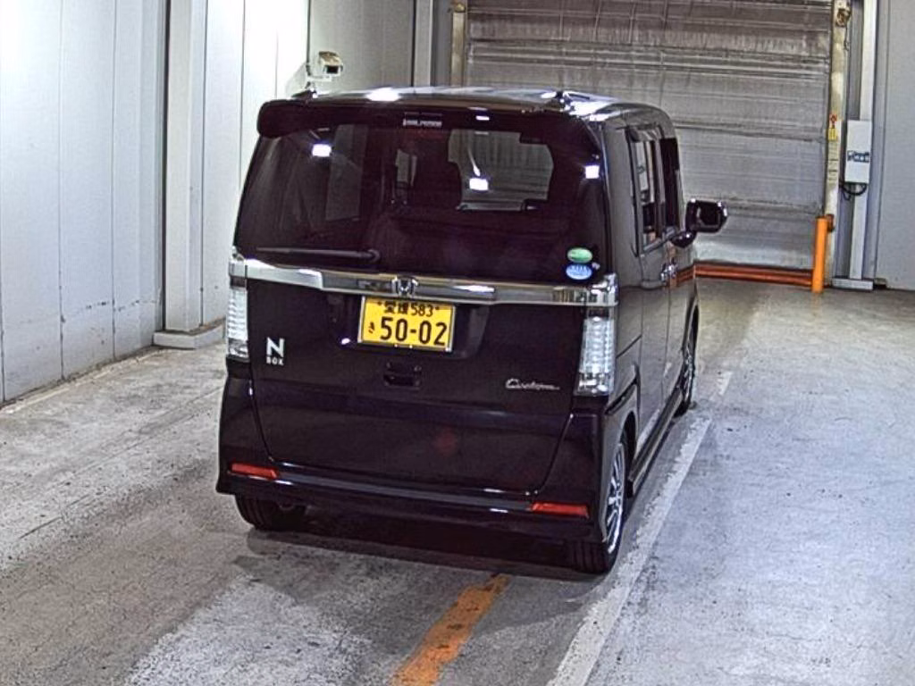 HONDA N-BOX