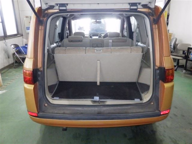 NISSAN LAFESTA