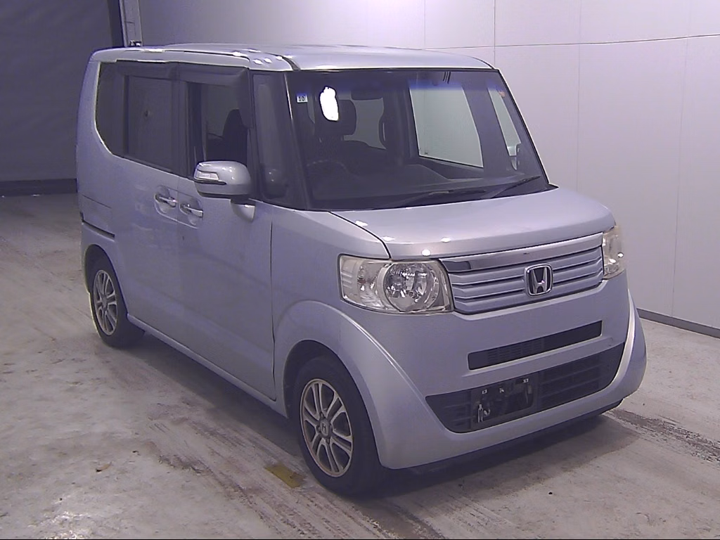 HONDA N-BOX