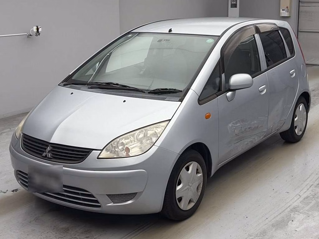 MITSUBISHI COLT