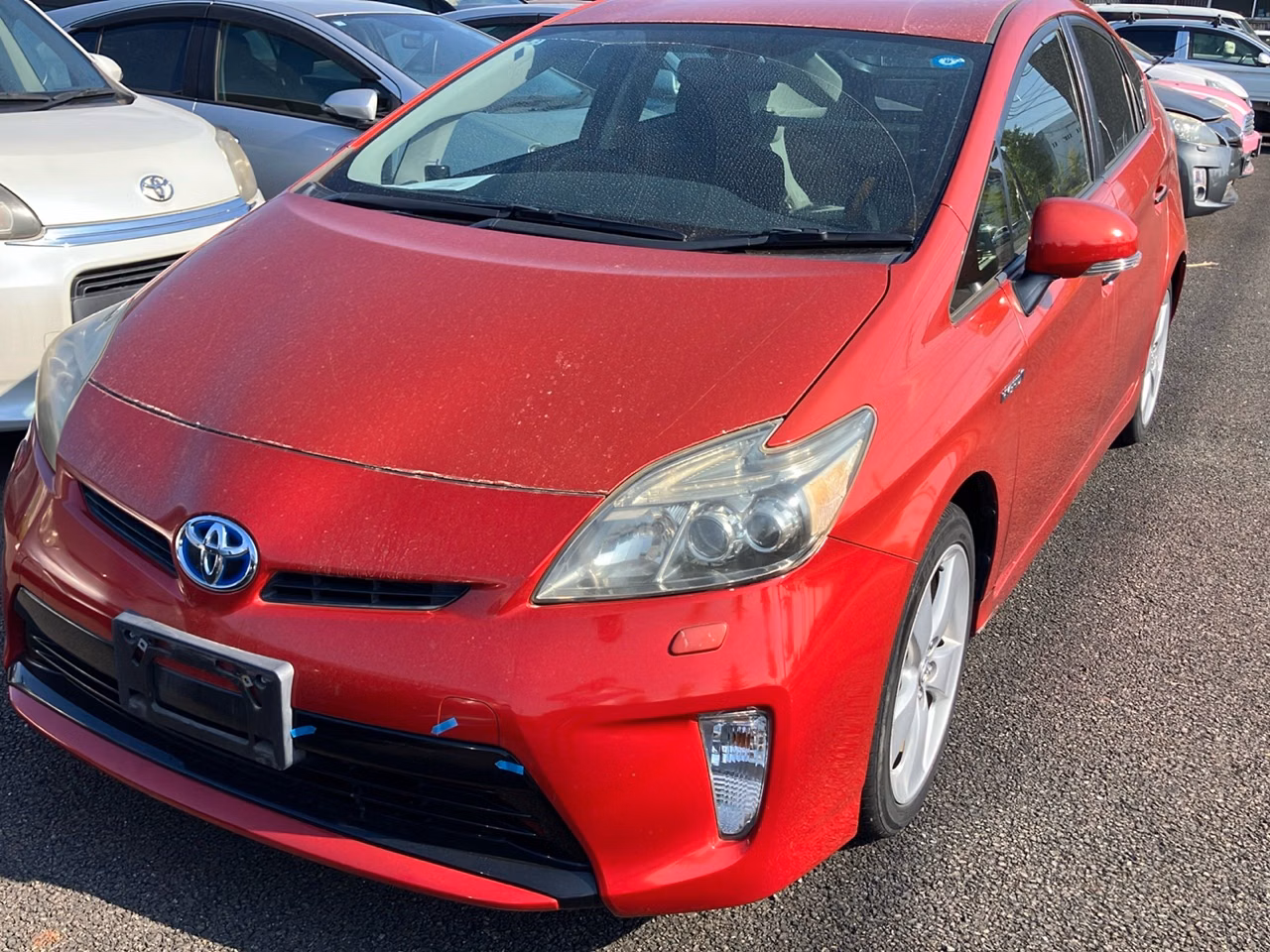 TOYOTA PRIUS