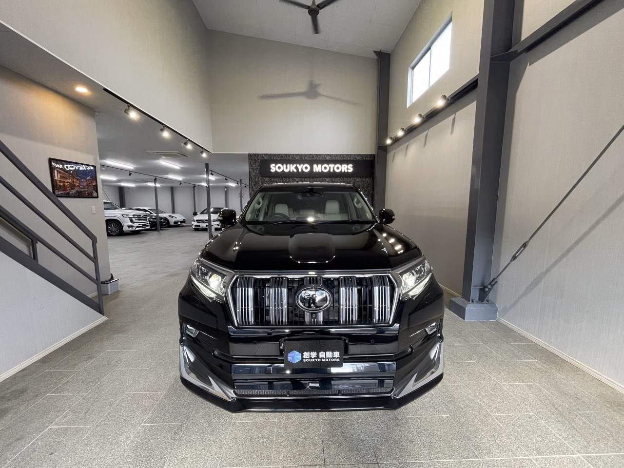 TOYOTA LAND CRUISER PRADO