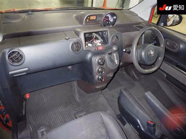 TOYOTA SPADE