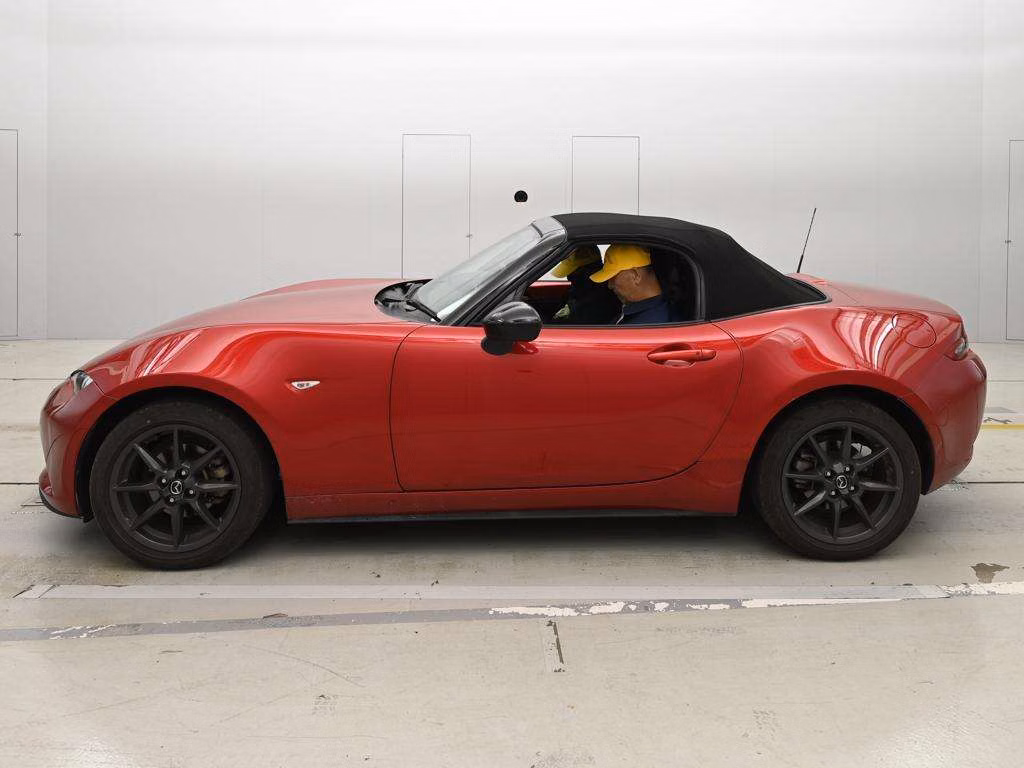 MAZDA MX-5