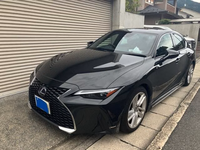 LEXUS IS300H