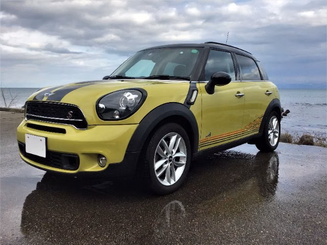 MINI CROSSOVER