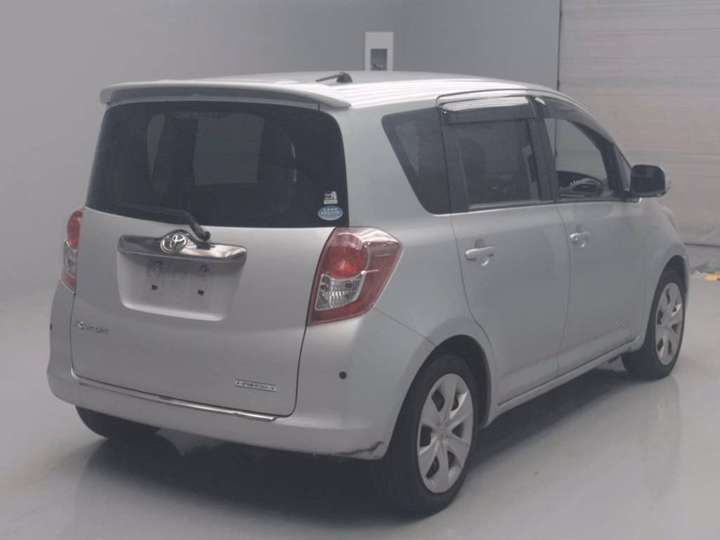 TOYOTA RACTIS