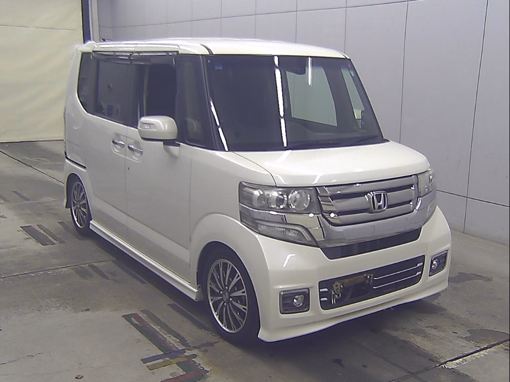 HONDA N-BOX