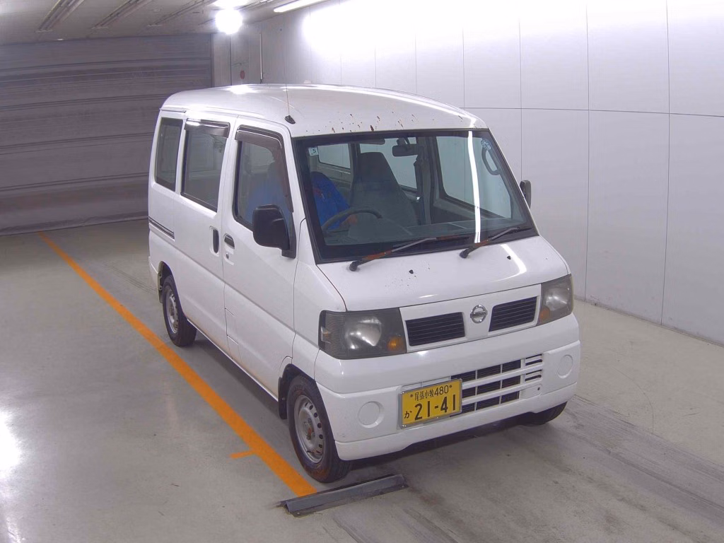 NISSAN CLIPPER