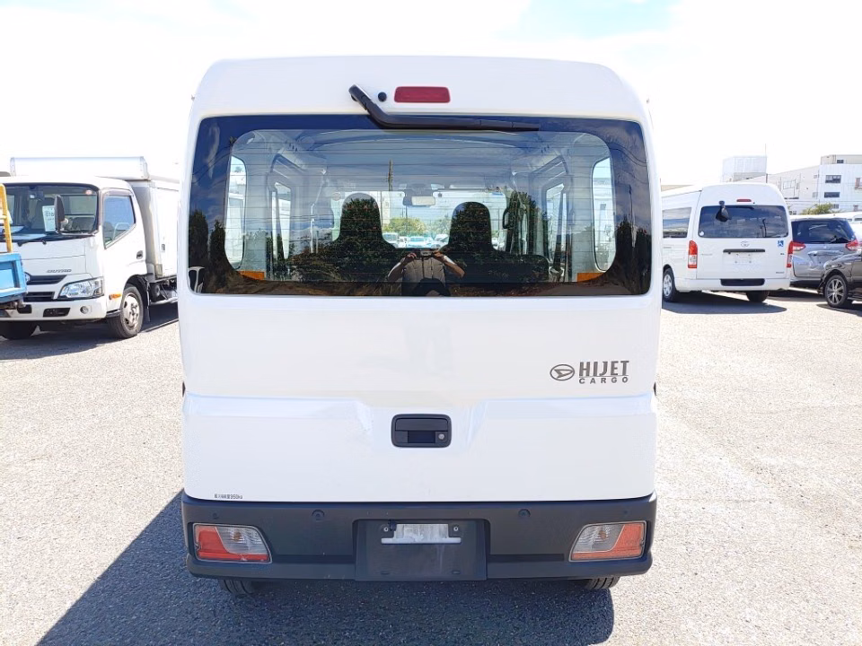 DAIHATSU ATRAI