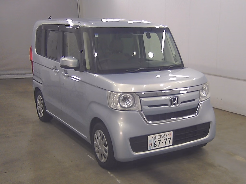 HONDA N-BOX