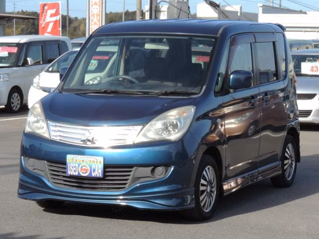 MITSUBISHI DELICA D:2