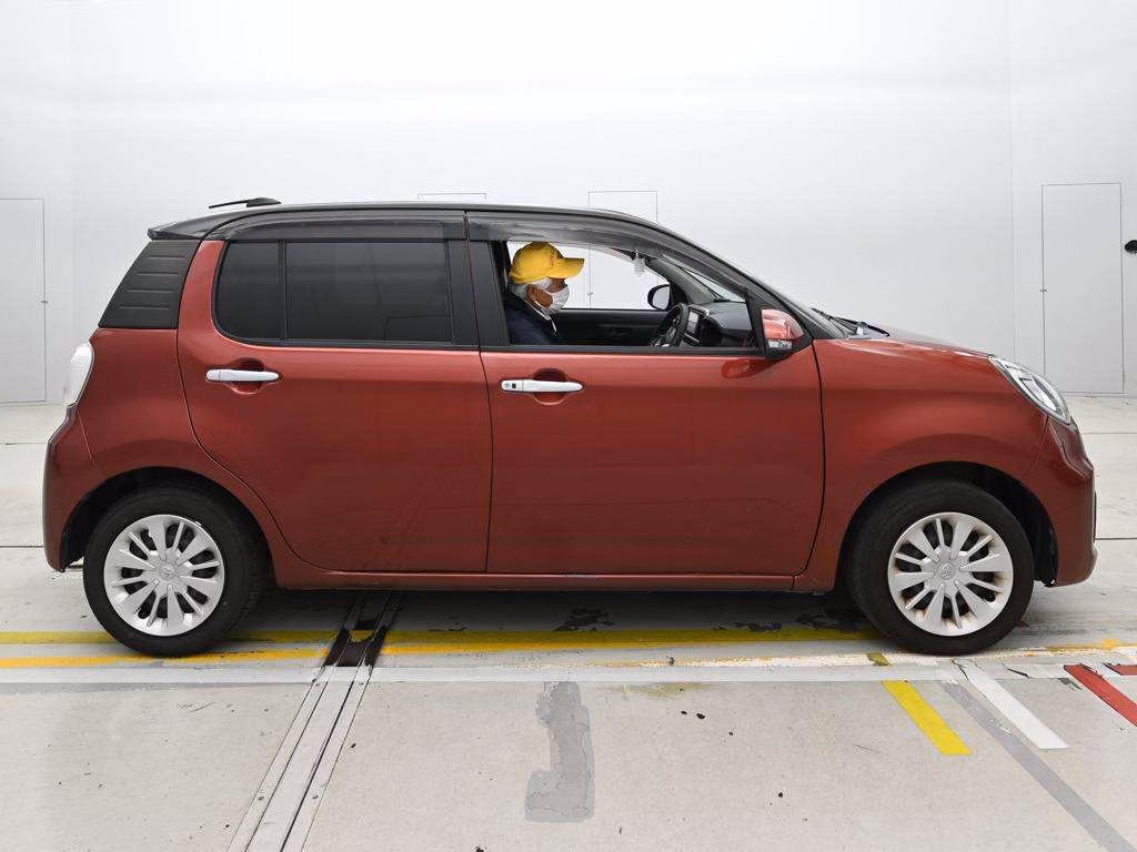 TOYOTA PASSO