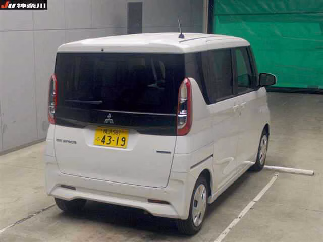 MITSUBISHI EK SPACE