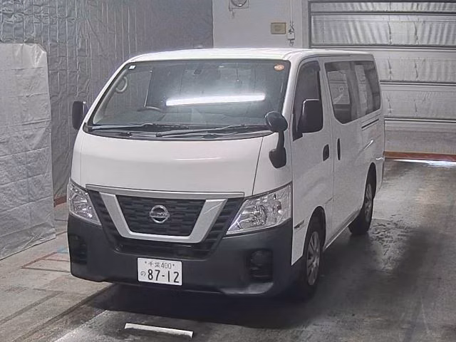 NISSAN NV350 CARAVAN