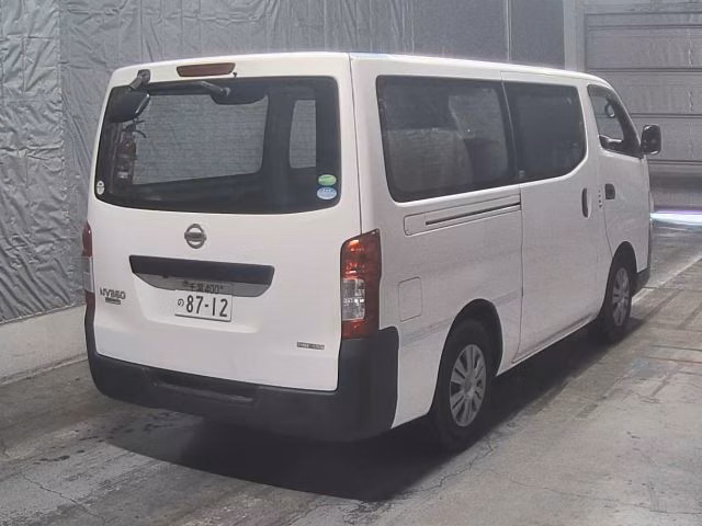 NISSAN NV350 CARAVAN
