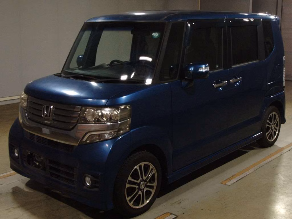 HONDA N-BOX