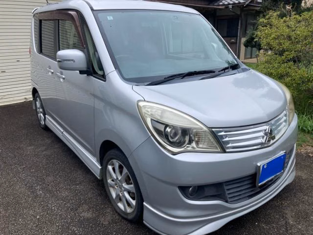 Mitsubishi Delica D:2