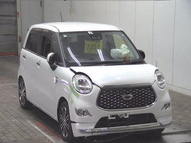 DAIHATSU CAST