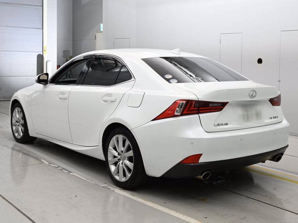 LEXUS IS350