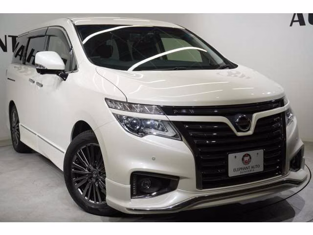 NISSAN ELGRAND