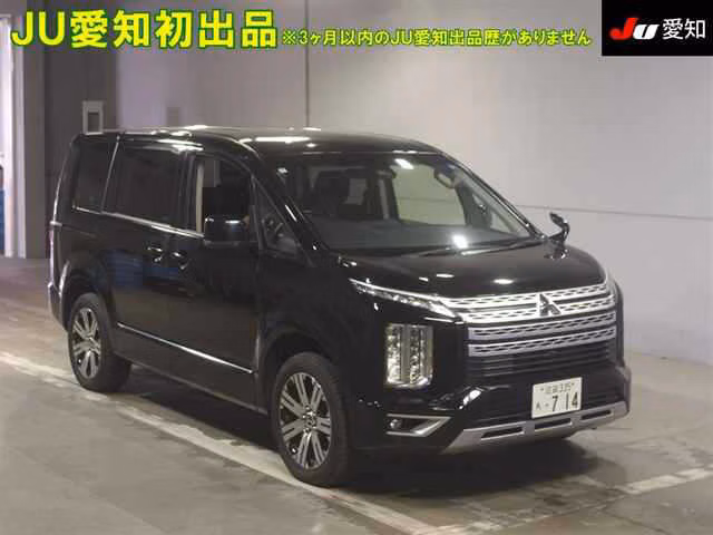 MITSUBISHI DELICA D:5
