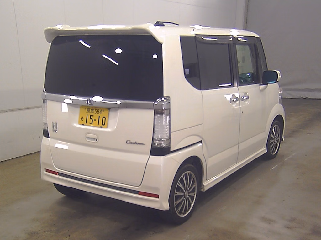HONDA N-BOX