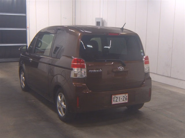 TOYOTA SPADE