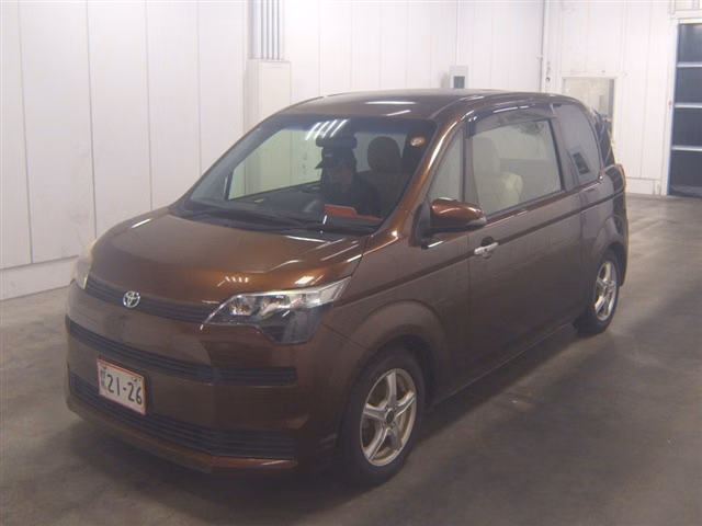 TOYOTA SPADE