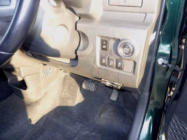 DAIHATSU BOON