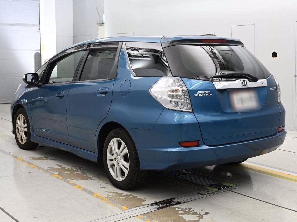 HONDA FIT SHUTTLE