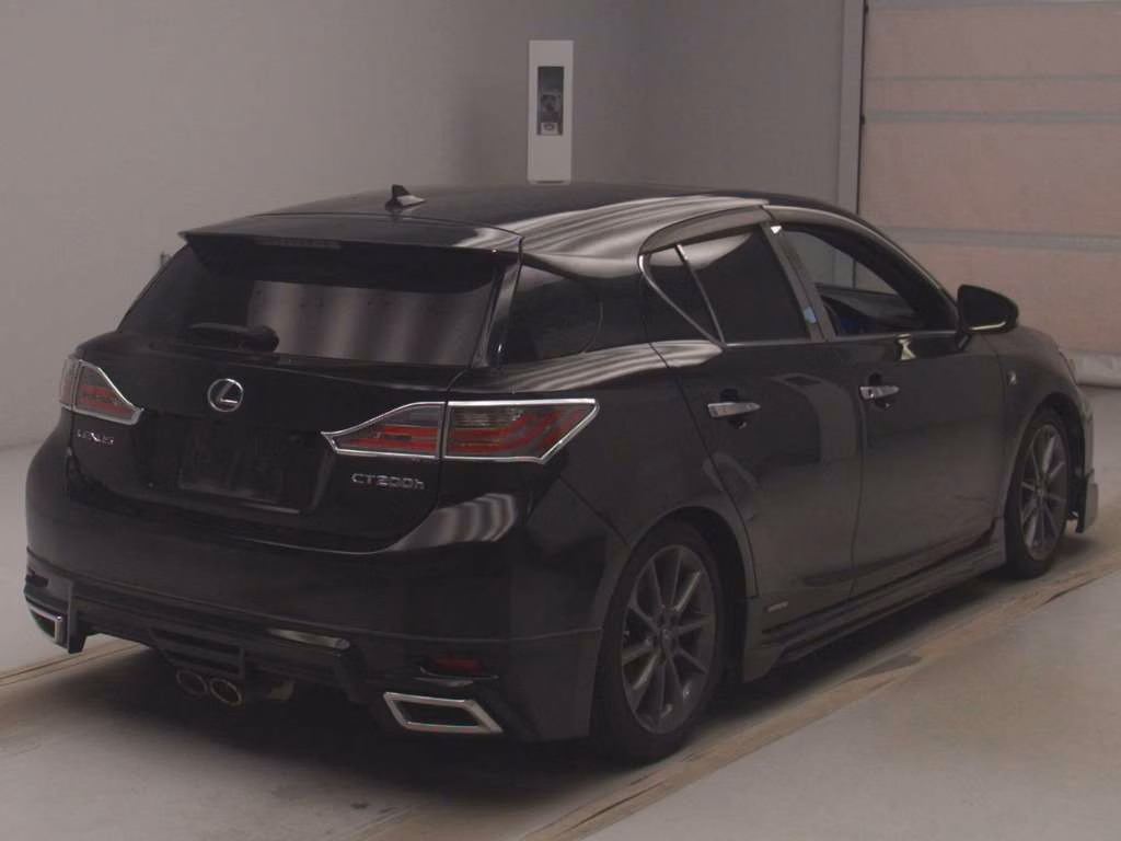 LEXUS CT200H