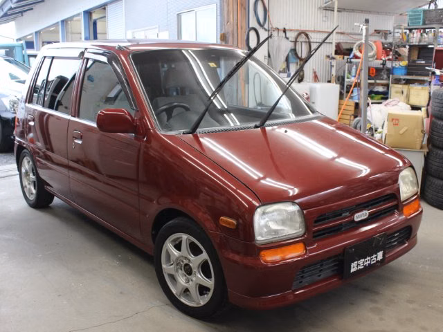 DAIHATSU MIRA