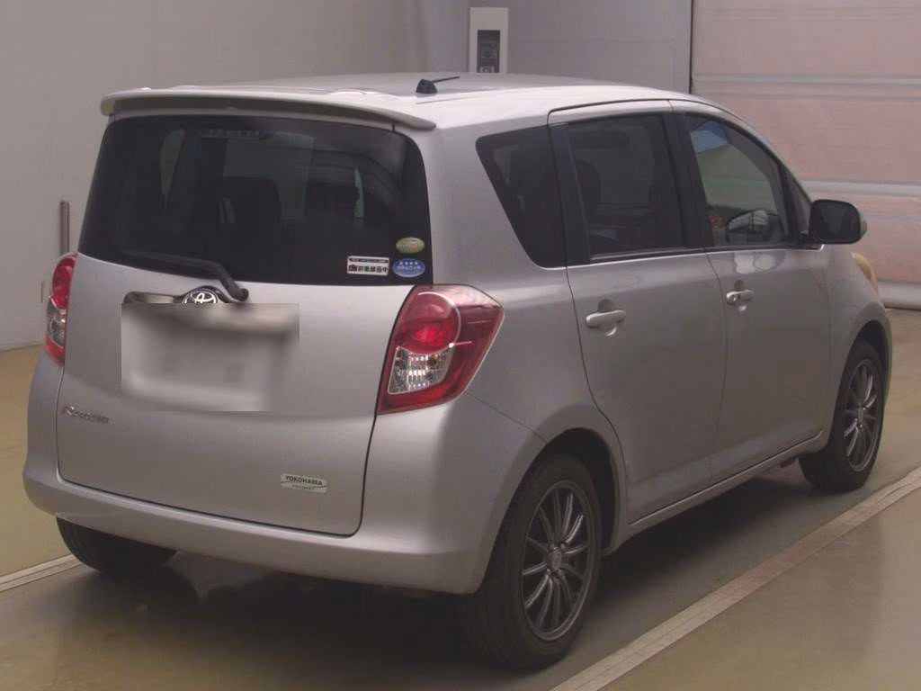 TOYOTA RACTIS