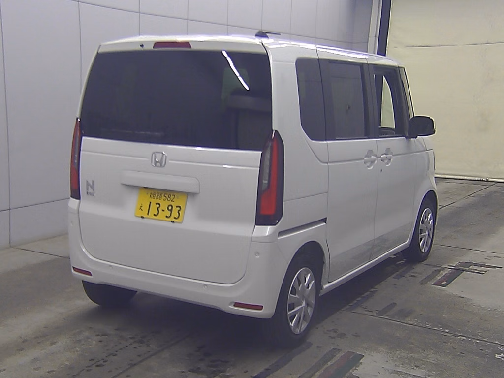 HONDA N-BOX