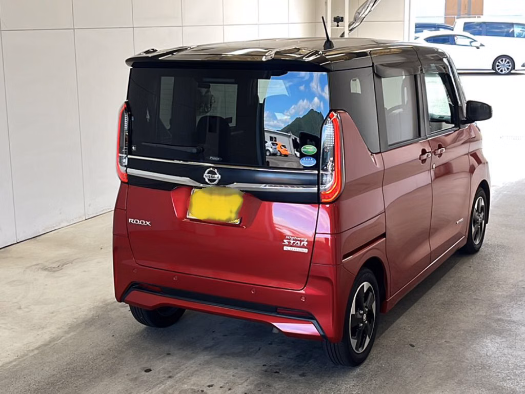 NISSAN ROOX